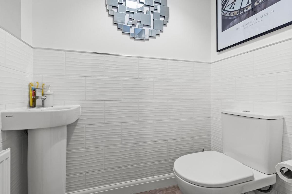 Luxury 5bdr Townhouse Sleeps 11 Bham Cc Parking * Birmingham