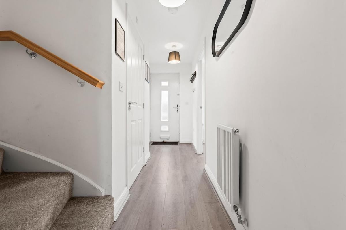 Luxury 5bdr Townhouse Sleeps 11 Bham Cc Parking Birmingham