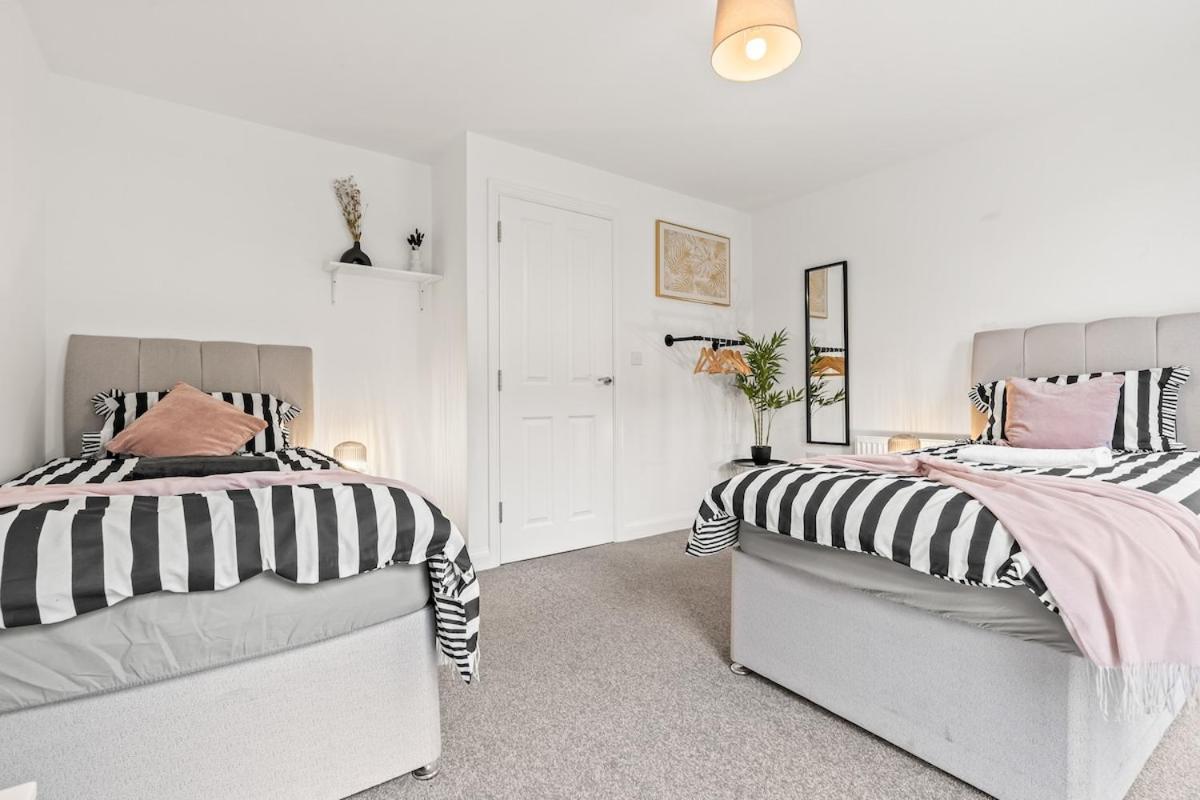 Luxury 5bdr Townhouse Sleeps 11 Bham Cc Parking * Birmingham